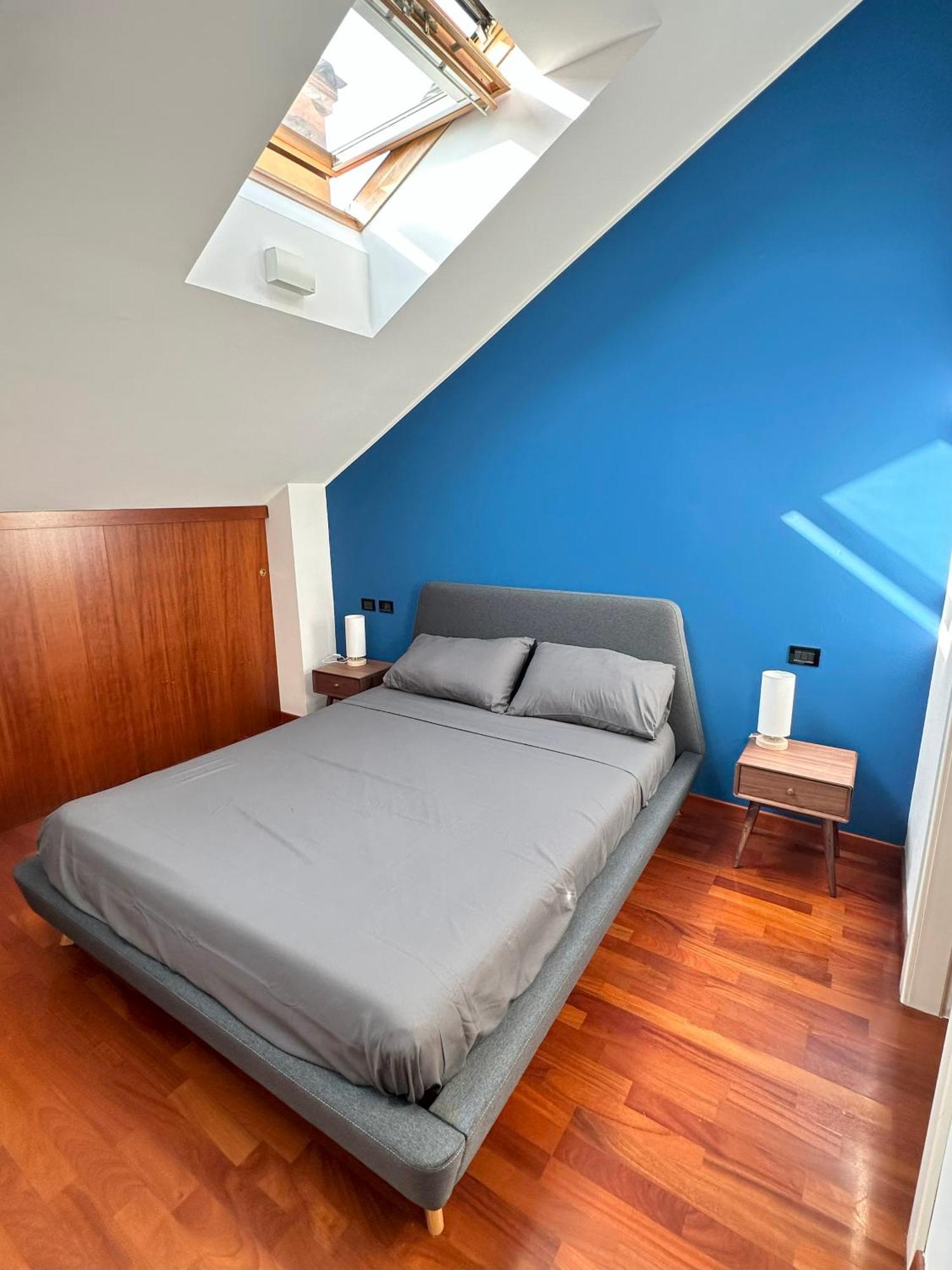 Con 2 Da Letto Navigli + Parcheggio Per 2 Auto Appartamento